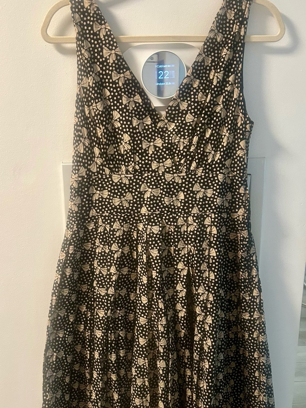 Femme Sleeveless Black Dress with Cream & Polka Dot Print size Meduim